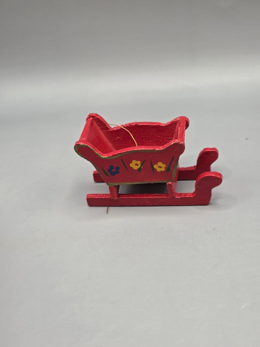 Vtg Miniature Wood Christmas Sleigh Ornament Floral Erzgebirge Style Red Sled